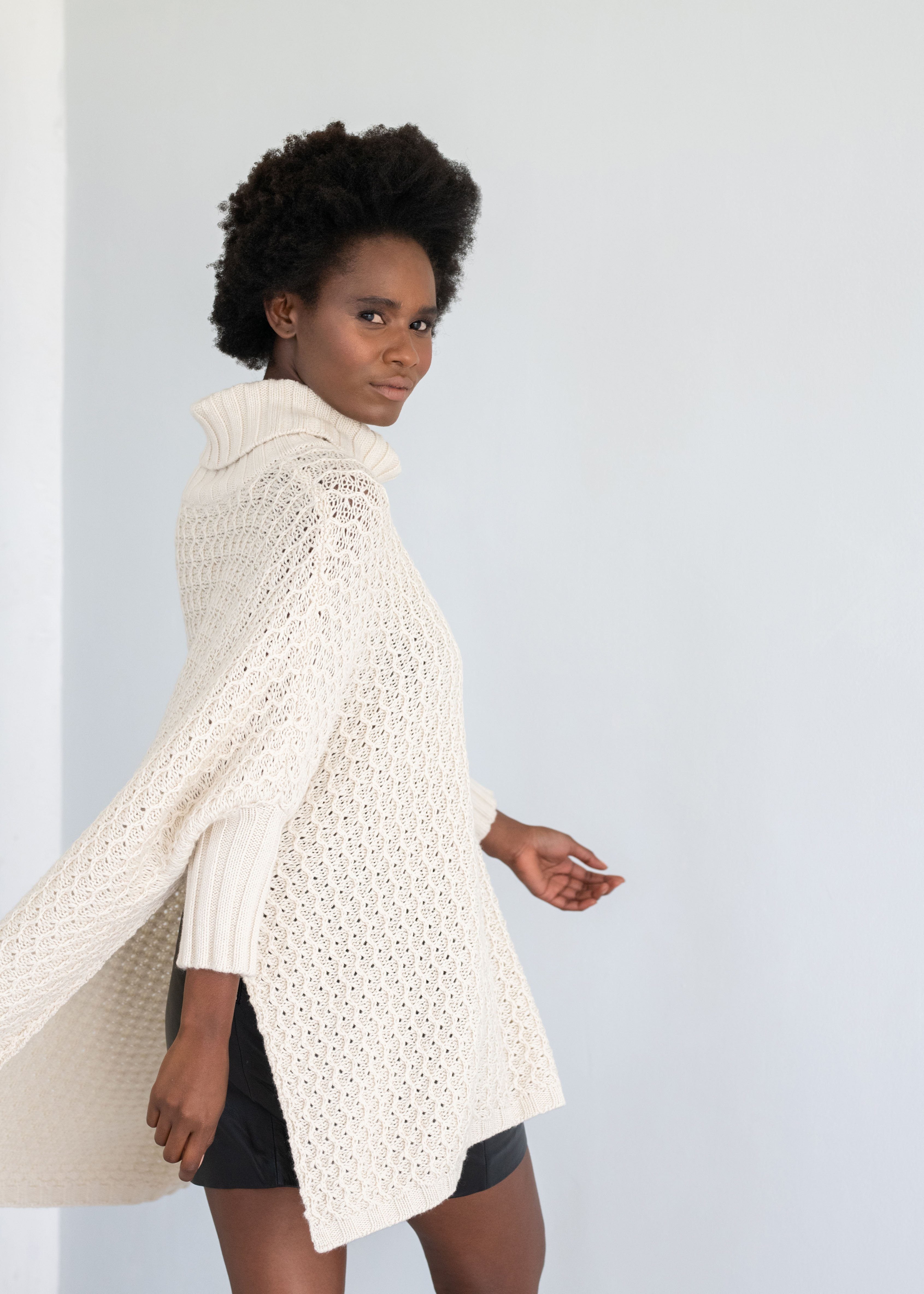 TIANA | Our moss stitch poncho