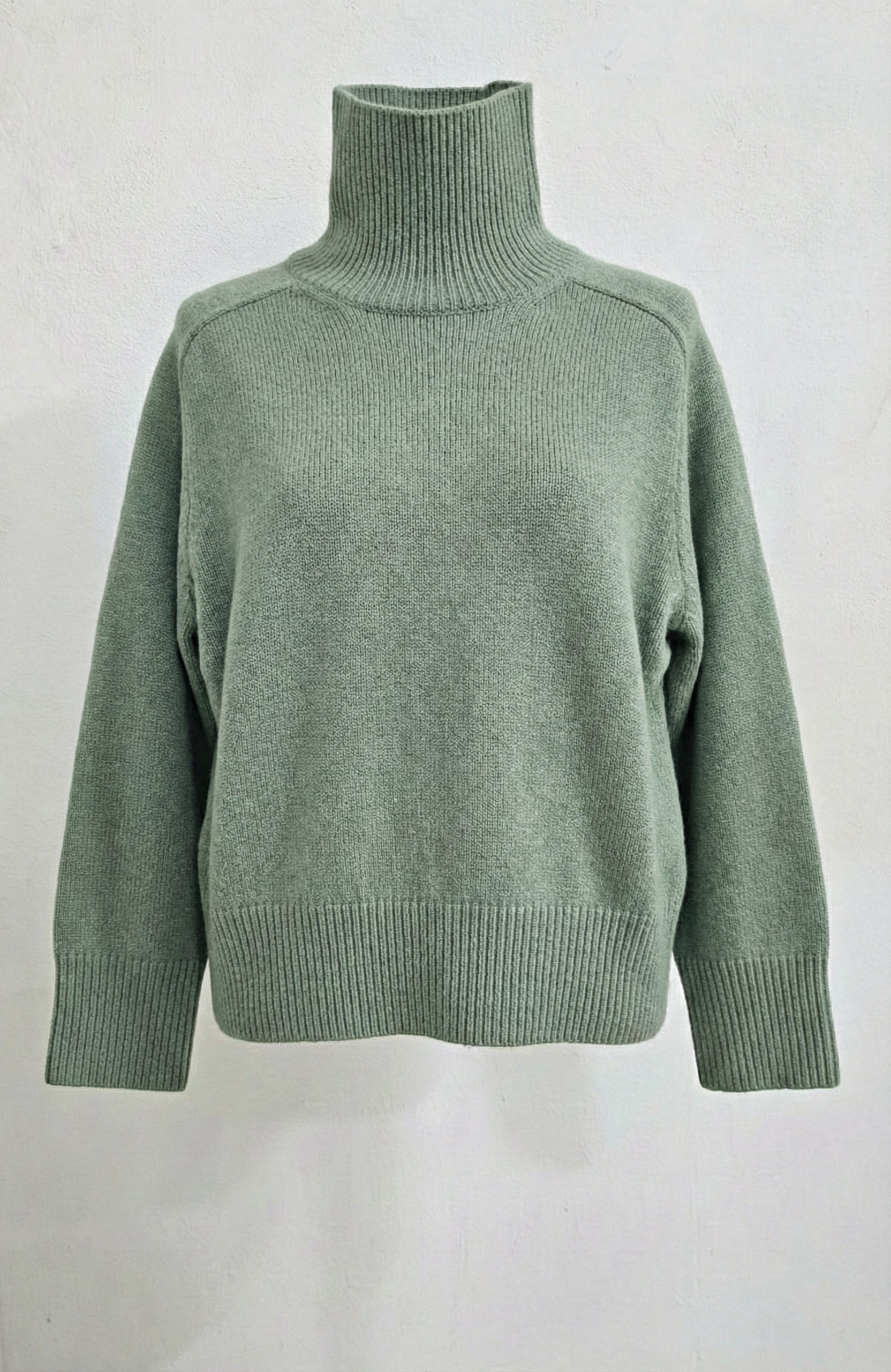 NESSA | Our funnal neck