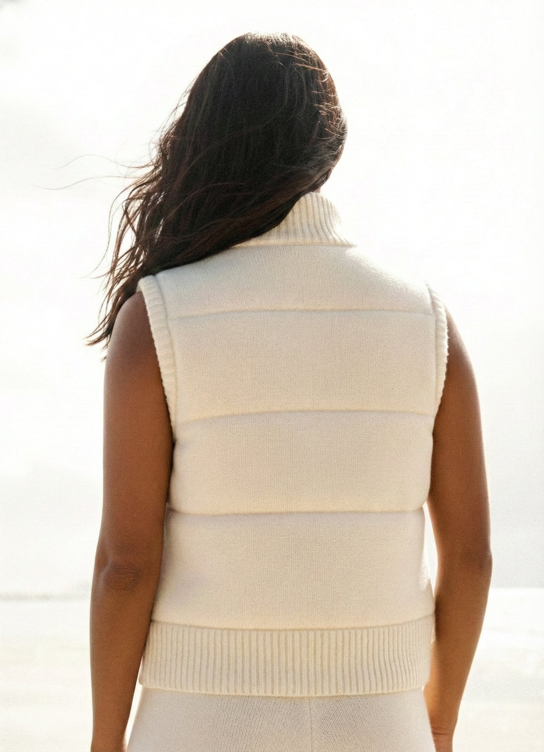 FELINE | Our sleevless lined puffer gilet