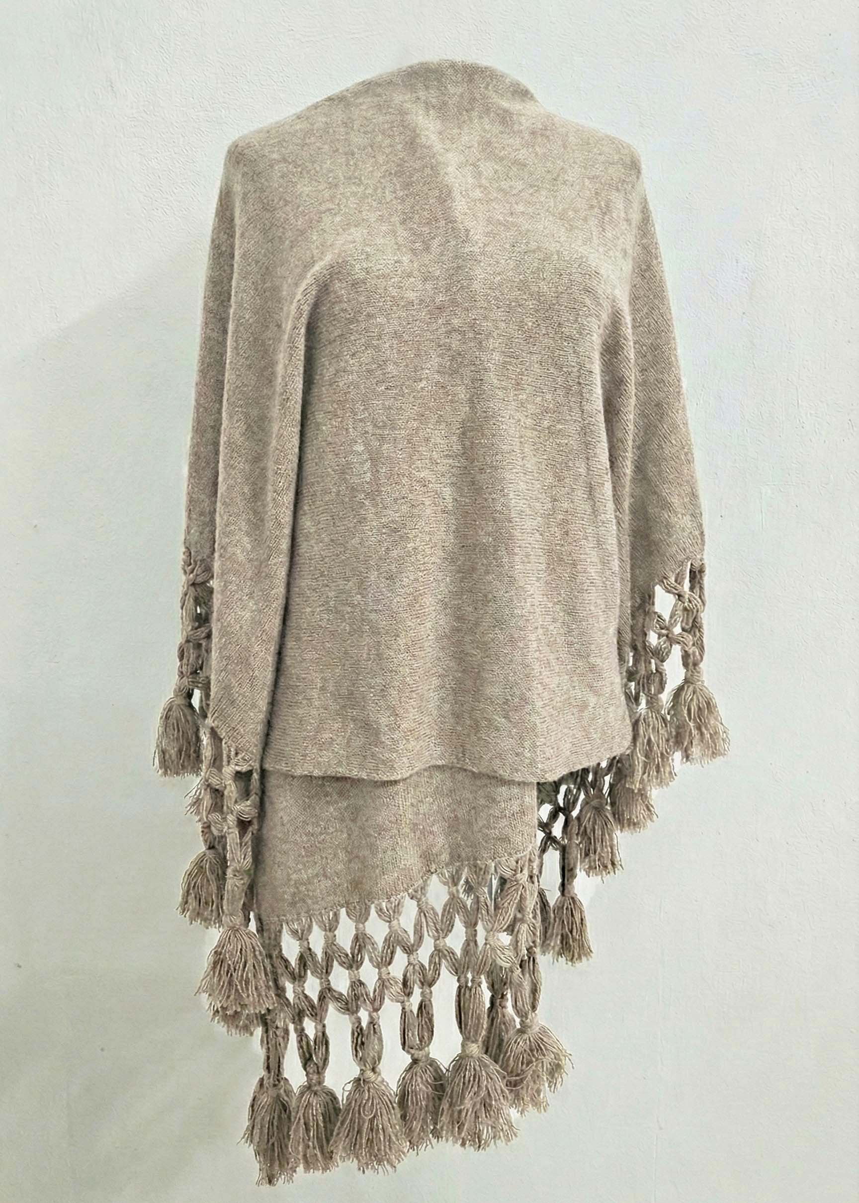 TASHA | Our fringe scarf