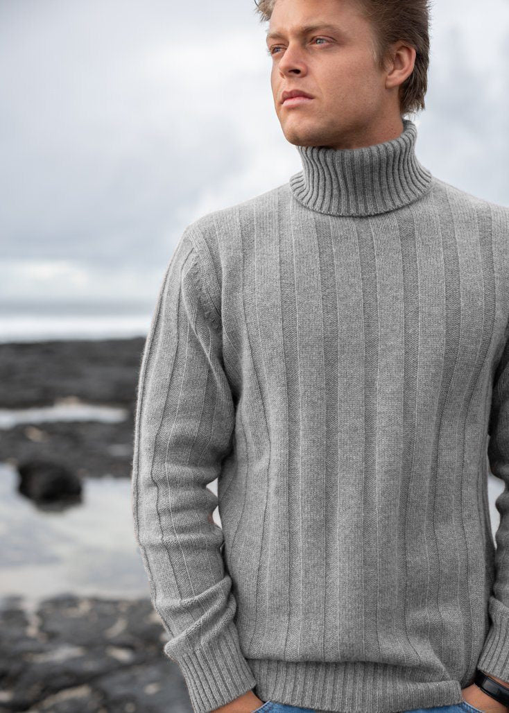 ETHAN | Our chunky rib-knit roll