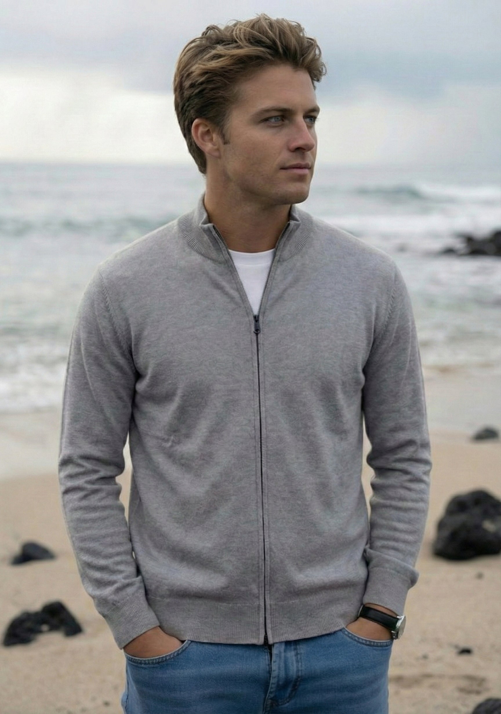 BRYAN | Our two-way zip