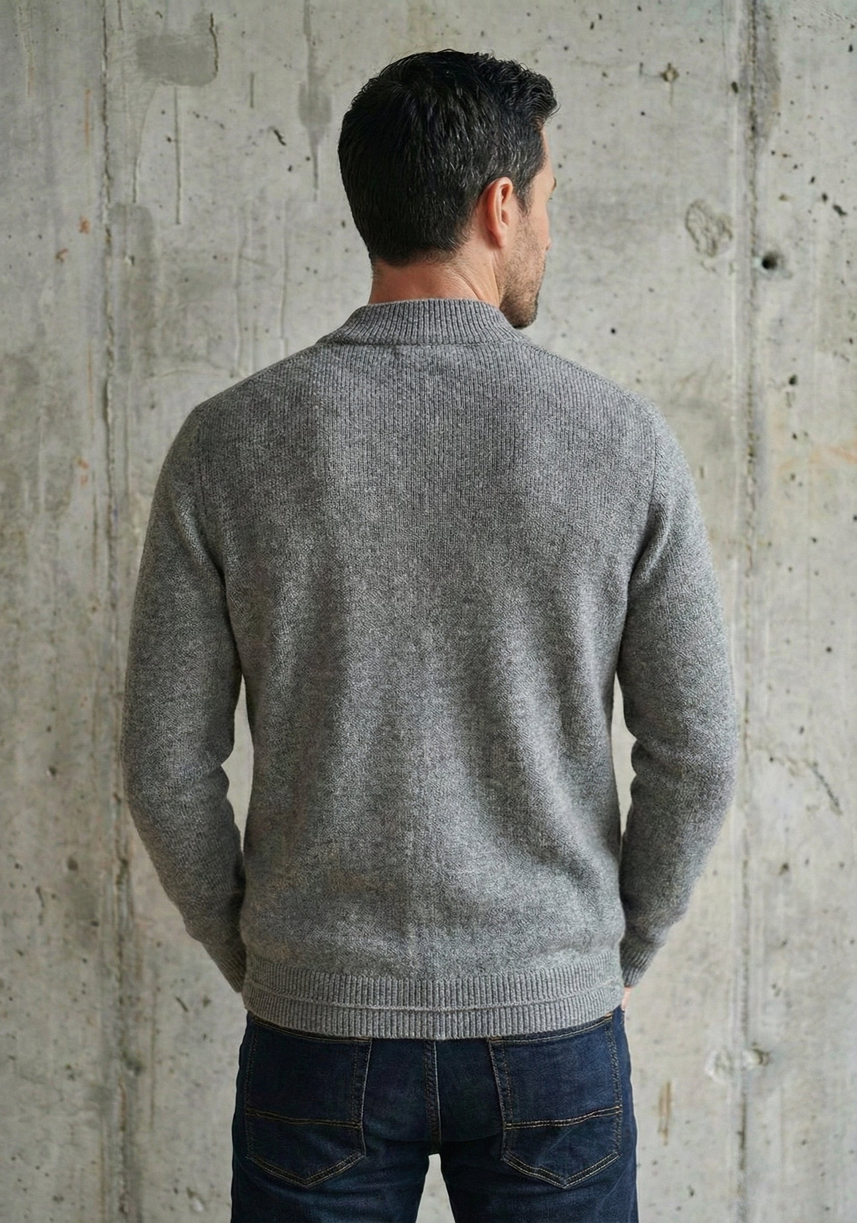 JAMES | Our bomber jacket