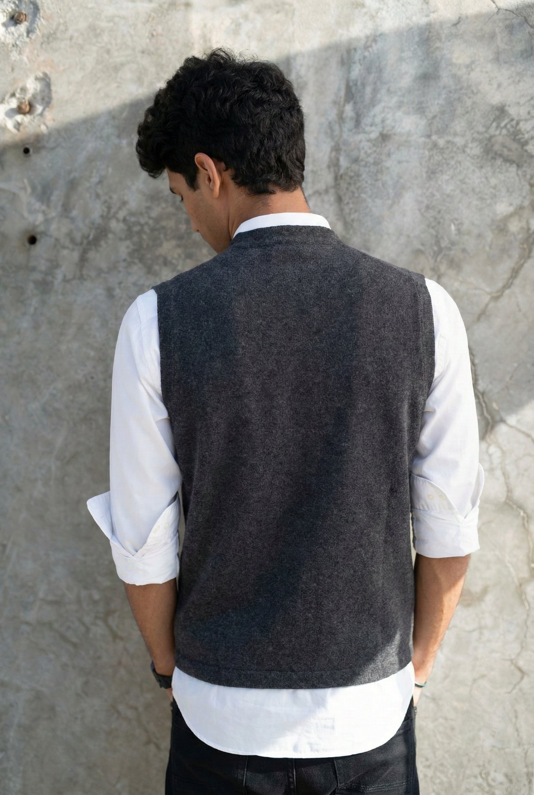 JASON | Our sleeveless cardigan