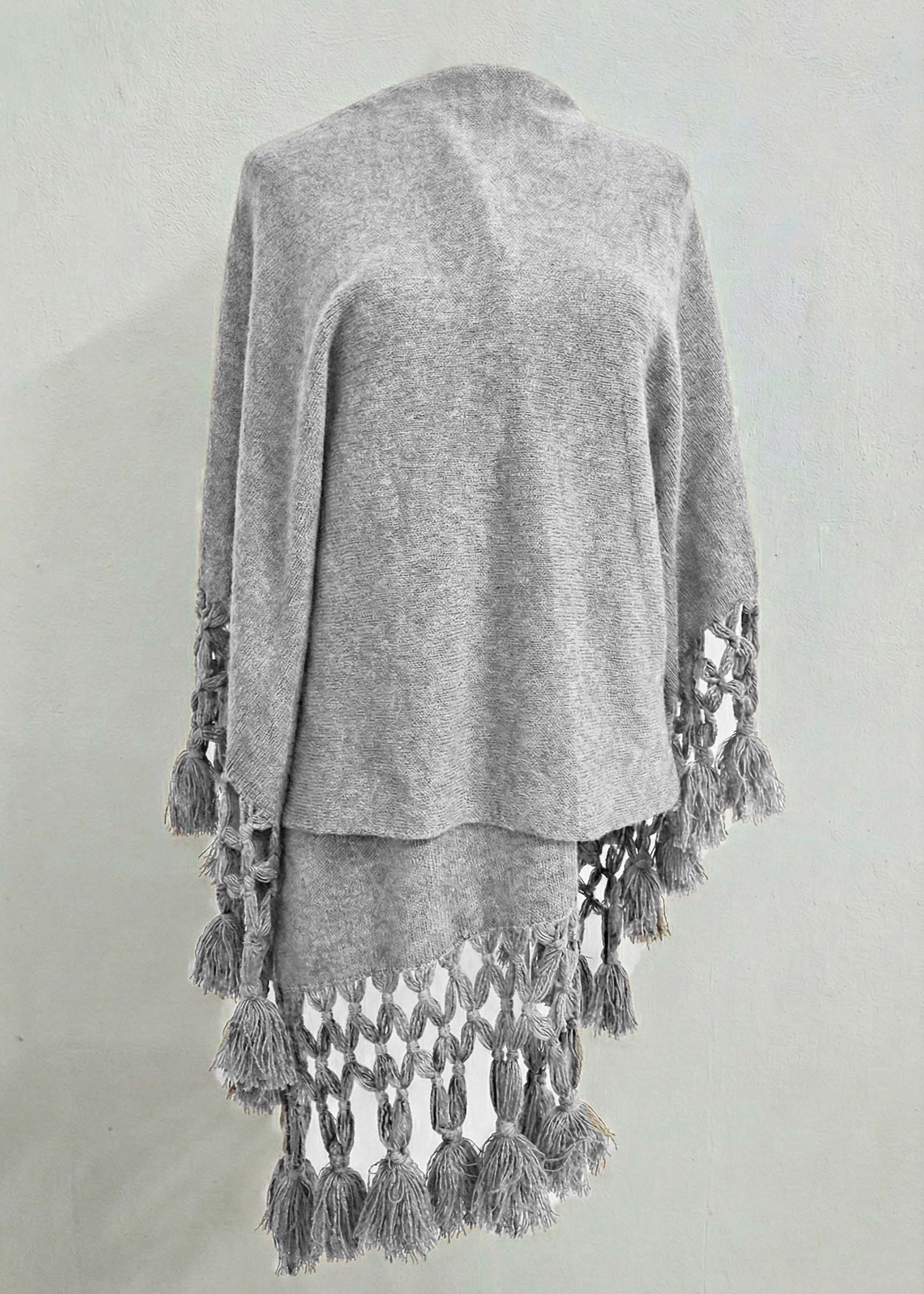 TASHA | Our fringe scarf