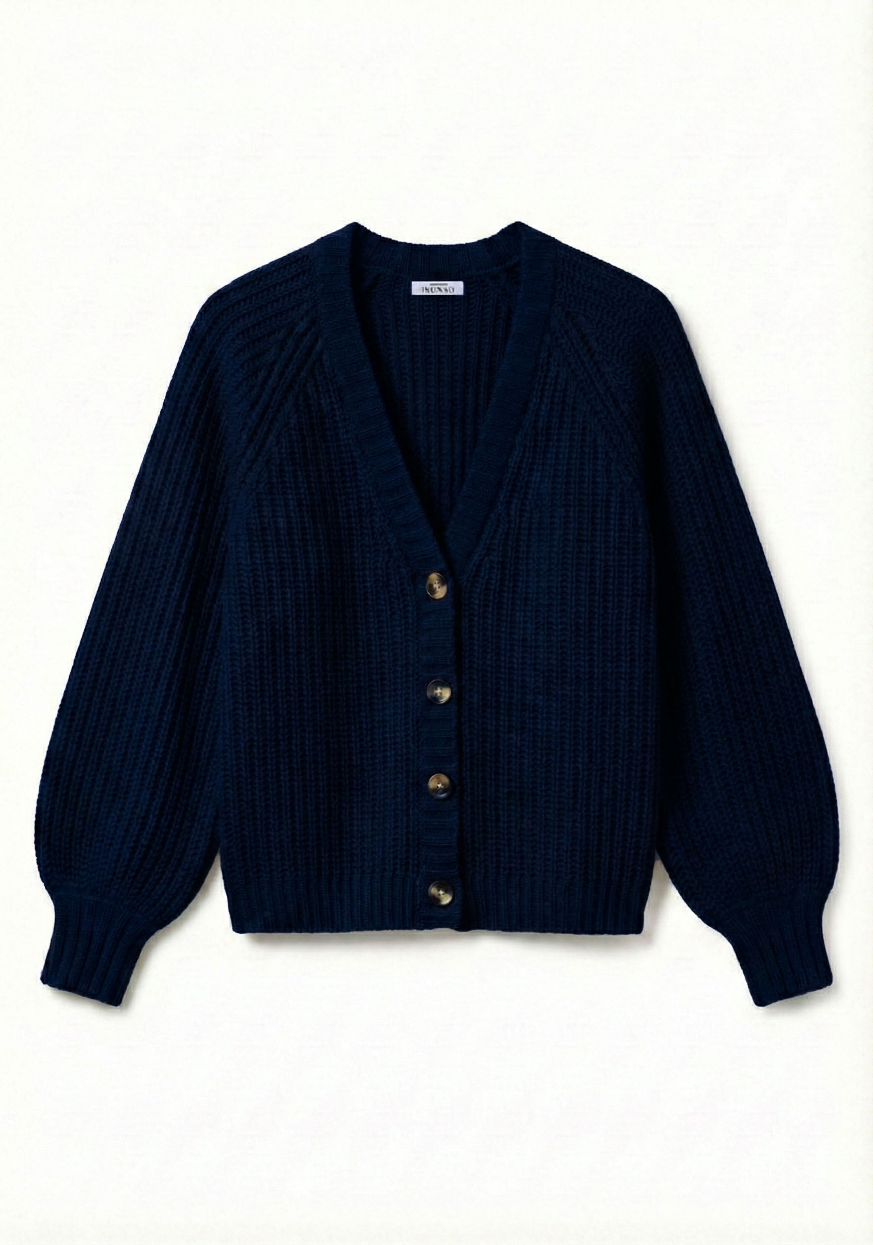 TRINA | Our chunky V CARDIGAN