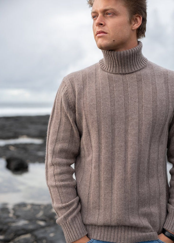 ETHAN | Our chunky rib-knit roll